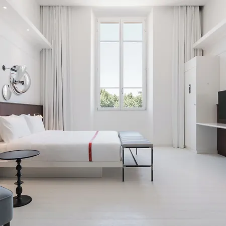 Ruby Bea Hotel 4*