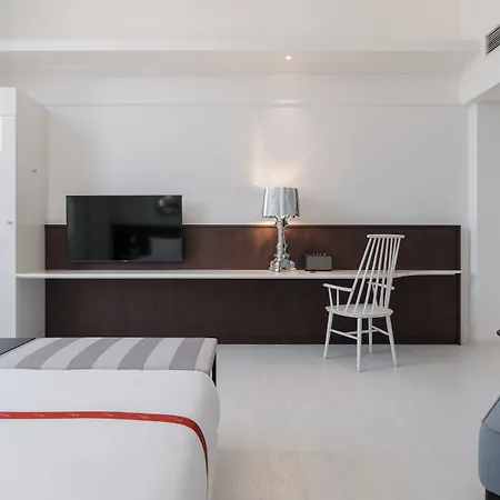 Ruby Bea Hotel